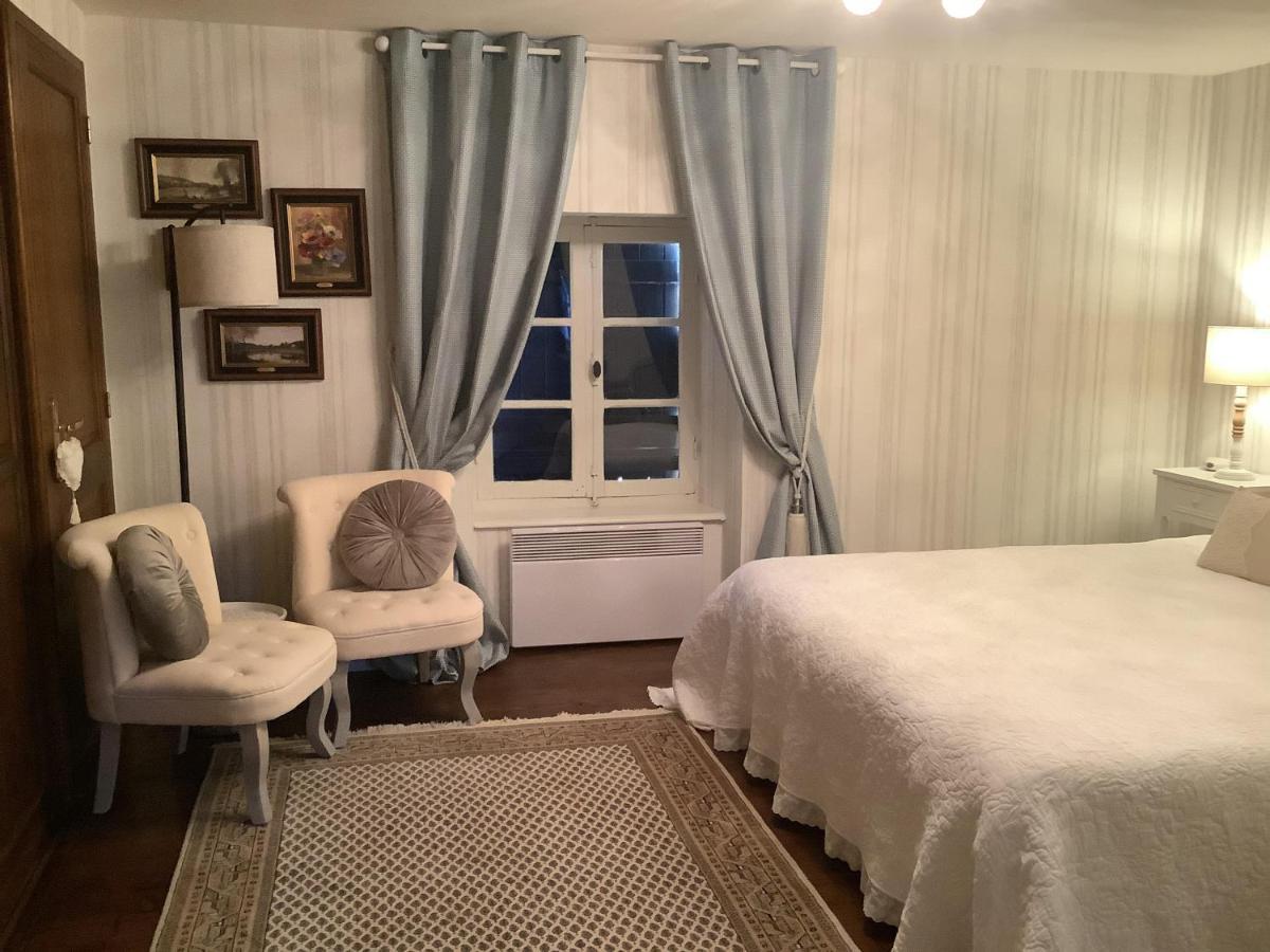 La Maison Bleue Juillac  Экстерьер фото